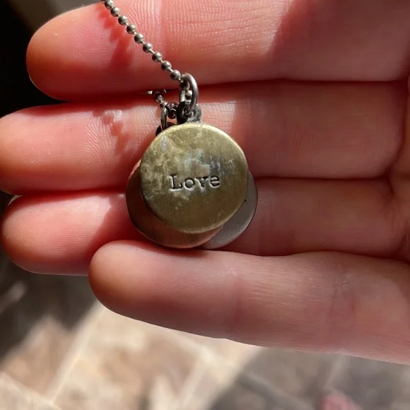 Necklace - Picture 3 of 10